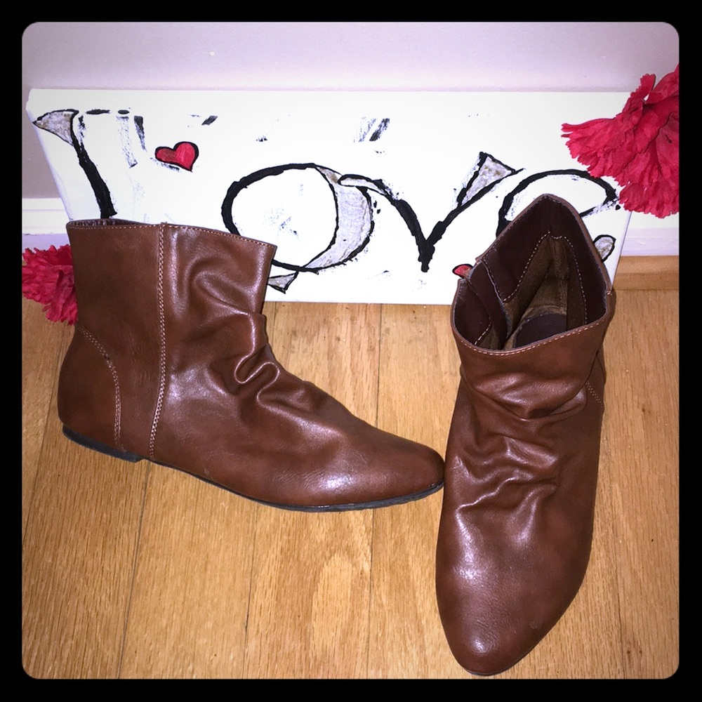 Ankle bootie